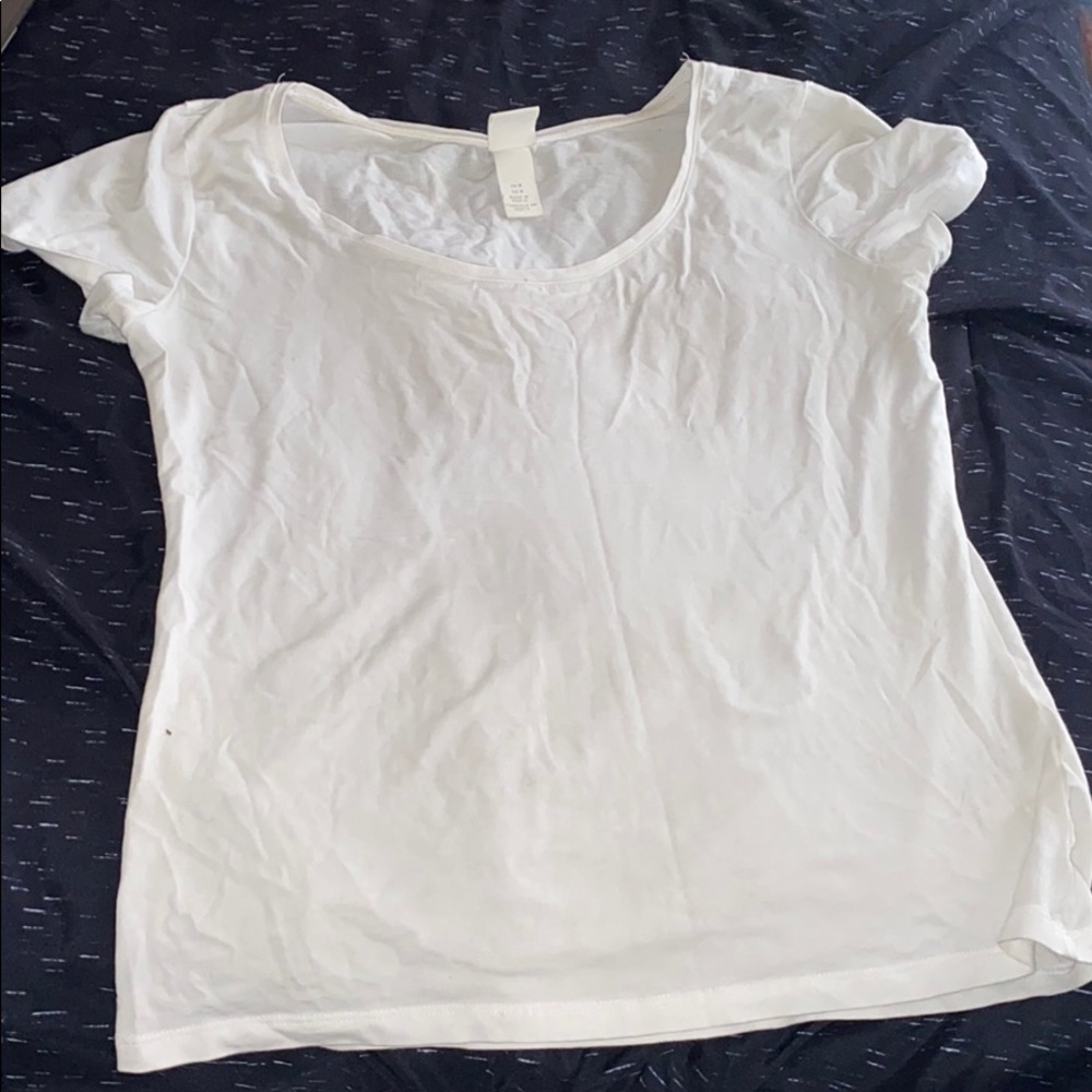 White basic Tee
